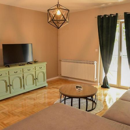 Apartman Maja Задар Екстер'єр фото