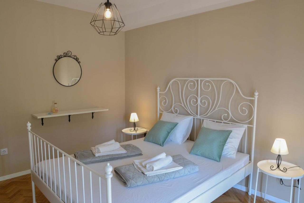 Apartman Maja Задар Екстер'єр фото